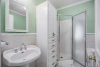 Ensuite Bathroom