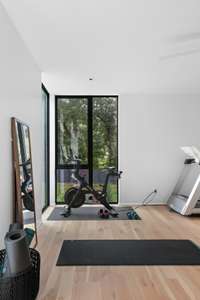 Guest bedroom 3 with en-suite bathroom currently being used as a home-gym