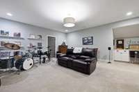 This bonus room is another fantastic space for entertaining - imagine a pool table, home theatre…endless possibilities!