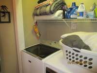 1/2 bath and laundry room