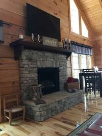 Fireplace with gas logs (propane)