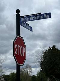 Locate the East Fork Neighborhood off of Betty Ford Road onto Martha Washington Way.