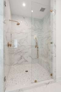 Separate walk-in Shower.