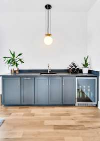 Wet bar in the bonus room