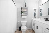 Primary Bathroom with tub/shower combo