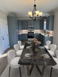 Kitchen/Dining (Virtually Staged)