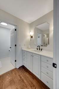 Ensuite bathroom 3