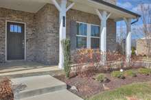 Inviting covered front porch!