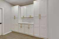 A Butler's Pantry!! ALL NEW!!