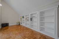 Bookcase - Parquet floor - Idea for work from home or Arts and Crafts!