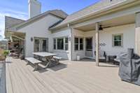 Large back deck to enjoy the sun and countryside.