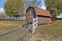 This 8x12 storage shed provides additional storage for lawncare or gardening items. If you have a greenthumb, you will love what this property has to offer. 1833 Porterfield Rd Readyville, TN 37149