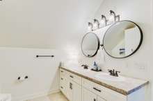 Double vanity and combo tub/shower upstairs