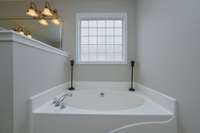 soaking tub