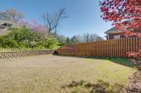 Fenced back yard - ideal for pets & children!