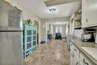 Kitchen/DR