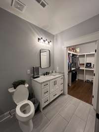 3rd Bedroom on suite bathroom with large walk in closet