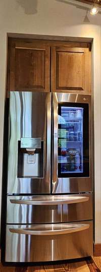 LG REFRIGERATOR, FREEZER, TOUCH SCREEN