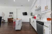 Live-in Kitchen Suite