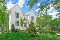 This home is in the highlands of Belle Meade. Minutes from downtown Nashville entertainment.