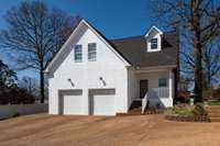 GUEST HOUSE WITH SPACIOUS FLOOR PLAN