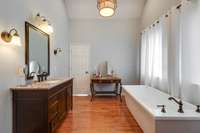 UPPER LEVEL GUEST HOUSE SUITE -BATH WITH SOAKING TUB