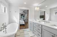 Beautiful Full Bathroom: Soaking Tub, Walk-in Shower, Double Vanities, & Large Walk-in Closet