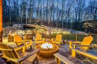 Built in huge fire pit with gas line makes for a cozy gathering.