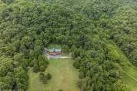 Arial view of this log home shows you just how private this setting is.  Yet so close to Nashville and all the amenities of the big city.