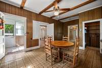 mudroom/side porch entry to kitchen