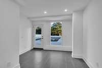 Pool House: Great for entertaining or being used as an additional bedroom.