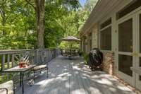 486 sf back deck. Alfresco Grill and Big Green Egg remain.