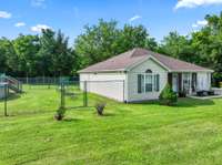 Large fenced side yard