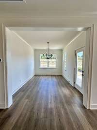 Dining Room/ Breakfast Nook