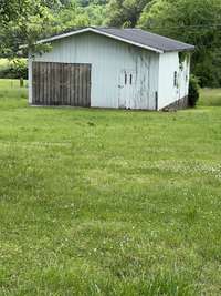 Pole barn