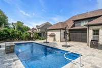 This fenced in back yard offers so much space to spread out, entertain and play!