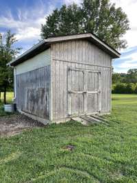 outdoor tool/garden shed