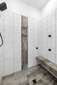 Master Suite Jetted Shower