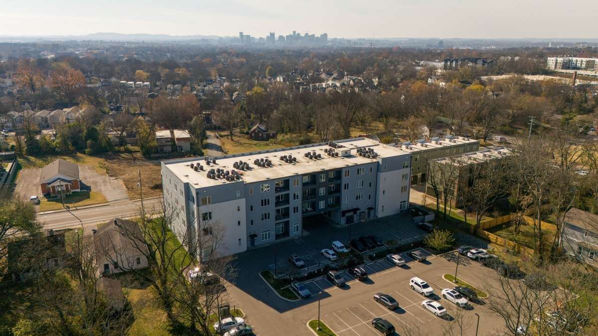 Great complex - great area