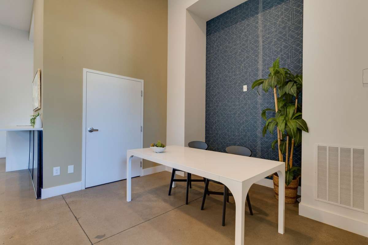 Another view of the owner's lounge