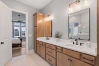 Dual Vanities with Additional Storage