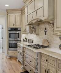 Custom cabinets, gas cooktop and double ovens!