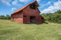 This is what a Real Barn looks like!!! A Modern Farm....Elements of Yesteryear that are still Functional