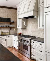 backsplash carries all the way to the ceiling