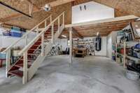 Deep multi-use garage to do your things: garage band, woodworking, exercise, party overflow, dog kennel