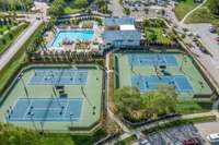 Tennis Courts + Skube pool