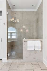 Walk in shower with bench