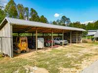 Equipment storage building