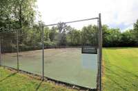 Private Neighborhood Only Tennis court!