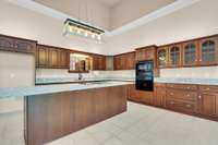Kitchen Island is a grand 9 Feet long!